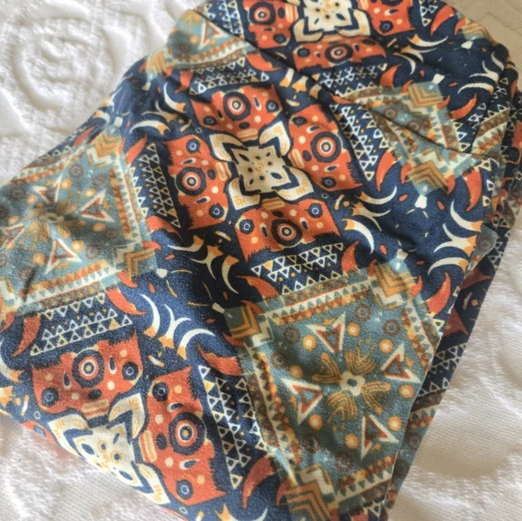 LuLaRoe Leggings Assorted Colors One Size - Picture 7 of 14